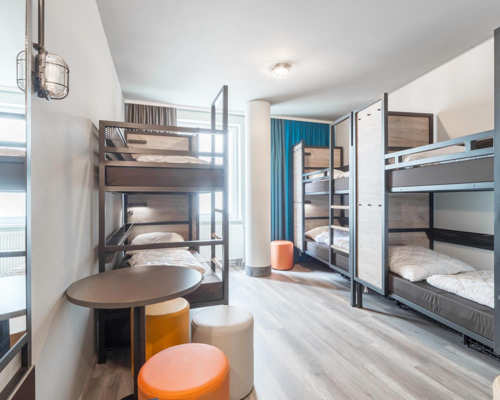 Kamer met 6 Bedden