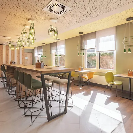 Holiday Inn - The Niu, Mill Cologne Muelheim, An Ihg Hotel-3